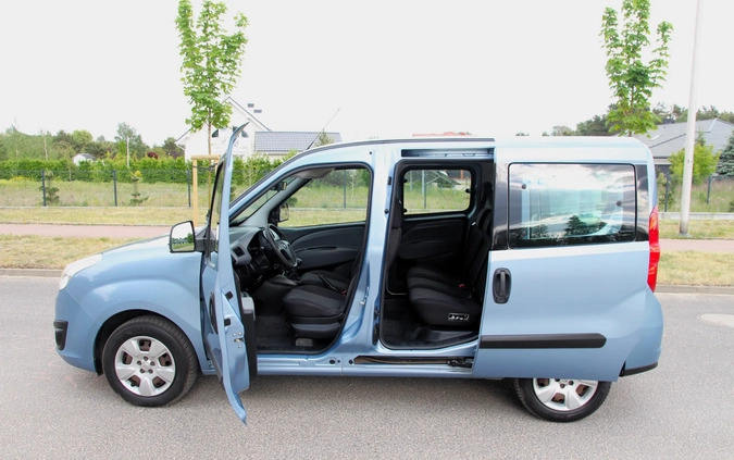 Opel Combo cena 26900 przebieg: 177798, rok produkcji 2012 z Płock małe 596